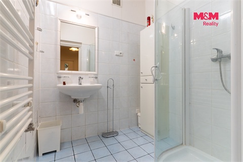 Prodej atypického bytu, 66 m² 12