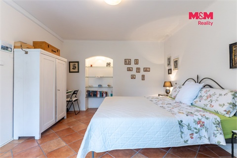 Prodej atypického bytu, 66 m² 10