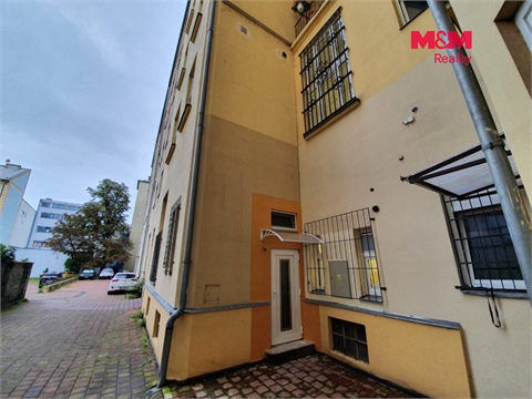 Pronájem bytu 1kk, 25 m² 10