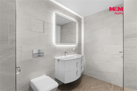Prodej bytu 3kk, 83 m² - 22