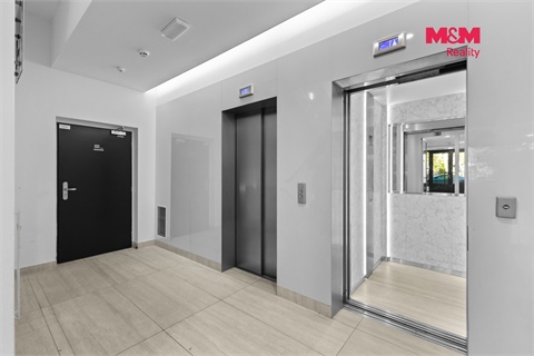 Prodej bytu 3kk, 83 m² 26