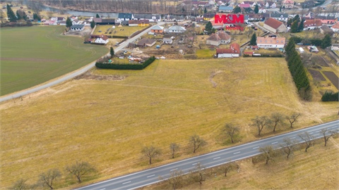 Prodej stavebního pozemku, 1 058 m² 0