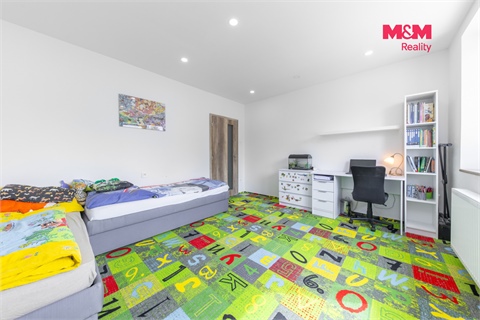 Prodej rodinného domu, 290 m² - 24