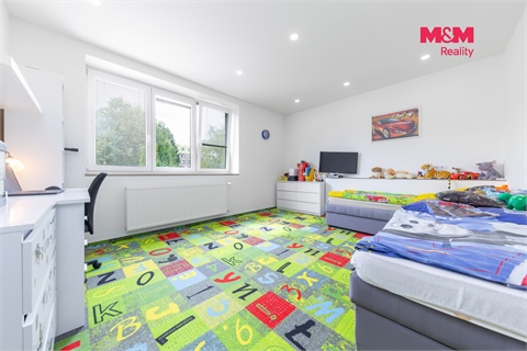 Prodej rodinného domu, 290 m² 24