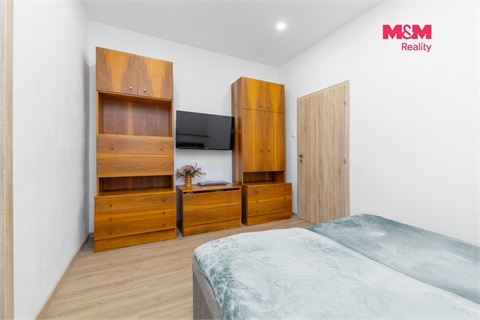 Prodej rodinného domu, 290 m² 10