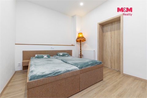 Prodej rodinného domu, 290 m² 8