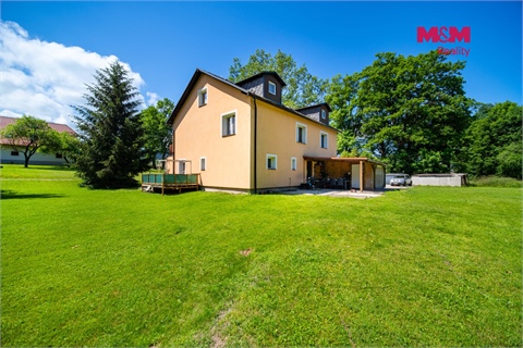 Prodej rodinného domu, 300 m² 14