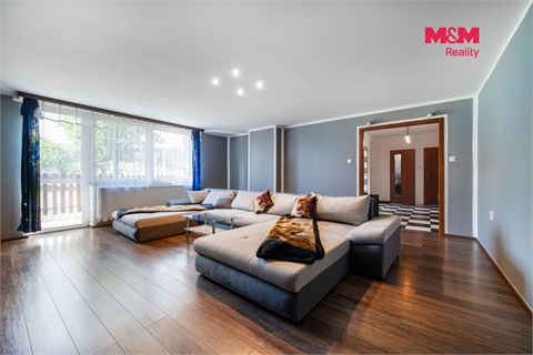 Prodej rodinného domu, 300 m² - 2