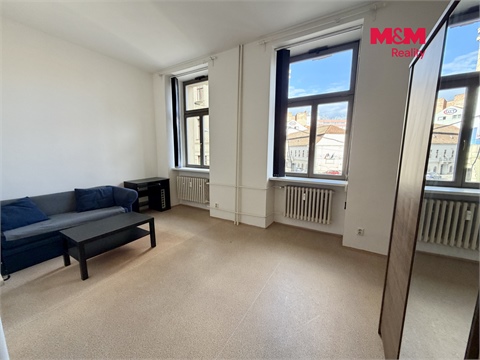 Pronájem bytu 1kk, 31 m² - 0