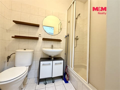 Pronájem bytu 1kk, 31 m² - 4