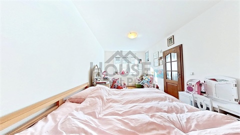 Prodej bytu 2+1, 77 m² 18