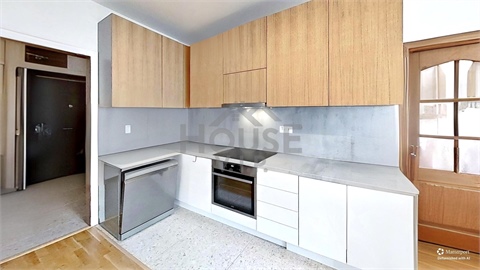 Prodej bytu 2+1, 77 m² 2