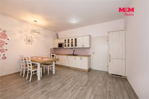 Prodej bytu 2kk, 65 m² - 2