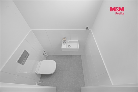 Prodej bytu 4kk, 120 m² 24
