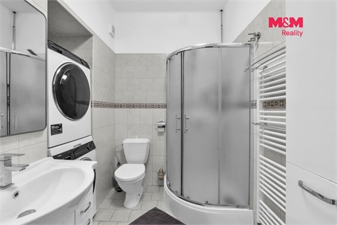 Prodej rodinného domu, 322 m² 26