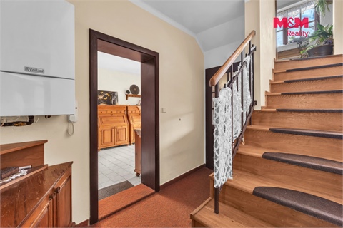 Prodej rodinného domu, 322 m² 28