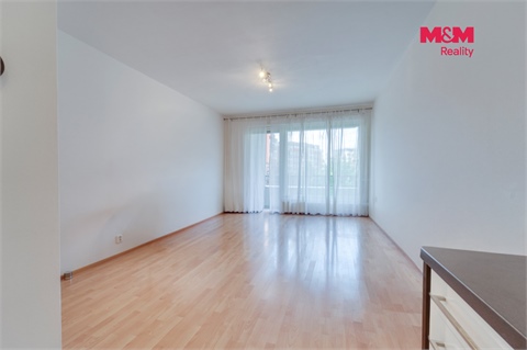 Pronájem bytu 2kk, 47 m² - 18