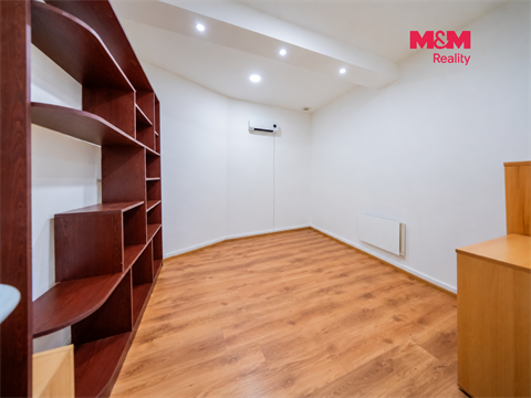Prodej komerčního objektu, 99 m² - 10