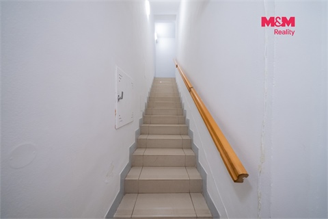 Prodej komerčního objektu, 99 m² 18
