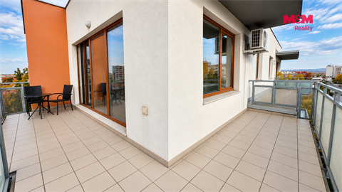 Pronájem bytu 4kk, 117 m² 20