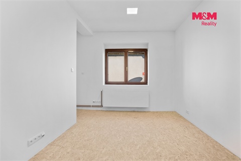 Prodej rodinného domu, 81 m² 8