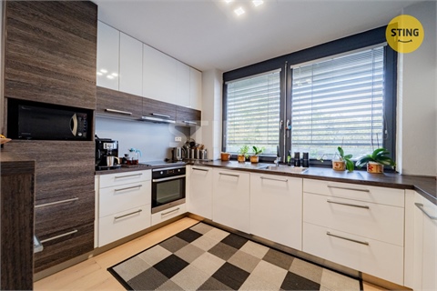 Prodej rodinného domu, 130 m² - 2