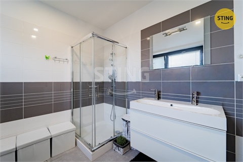 Prodej rodinného domu, 130 m² - 12