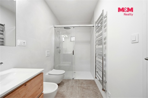 Prodej rodinného domu, 142 m² - 20