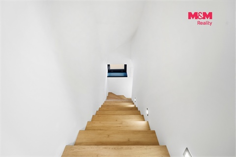 Prodej rodinného domu, 142 m² 14