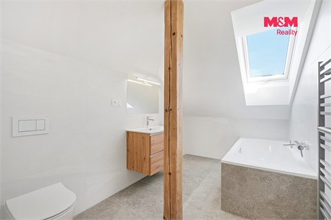 Prodej rodinného domu, 142 m² - 0