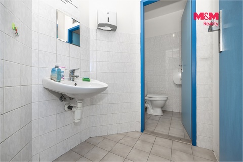 Pronájem kanceláře, 137 m² - 12
