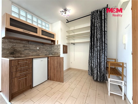 Pronájem bytu 1kk, 28 m² - 6