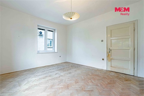 Prodej rodinného domu, 300 m² - 14