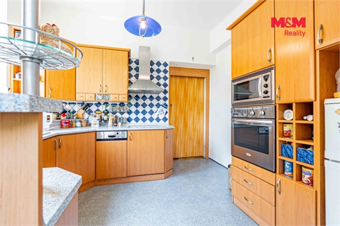 Prodej rodinného domu, 300 m² - 26