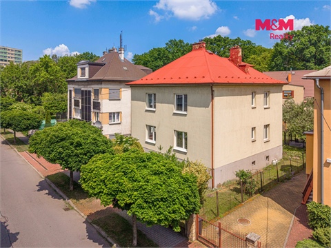 Prodej rodinného domu, 300 m² - 0