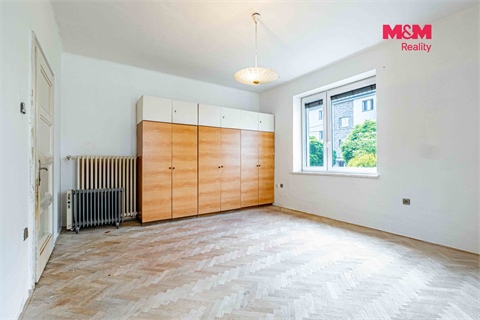 Prodej rodinného domu, 300 m² - 12