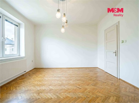 Prodej rodinného domu, 300 m² 24