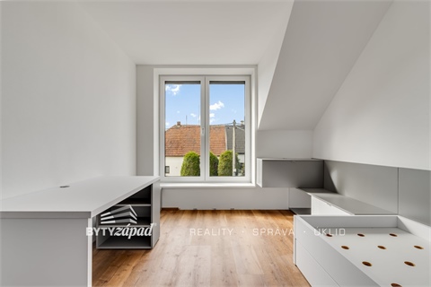 Prodej rodinného domu, 167 m² - 28
