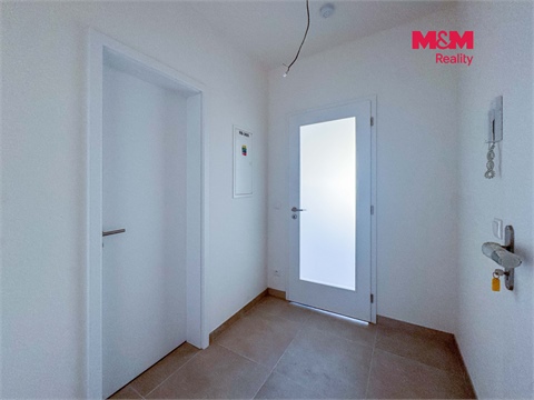 Pronájem bytu 1kk, 39 m² - 18
