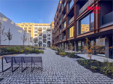 Pronájem bytu 1kk, 39 m² 24