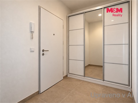 Pronájem bytu 1kk, 39 m² 18