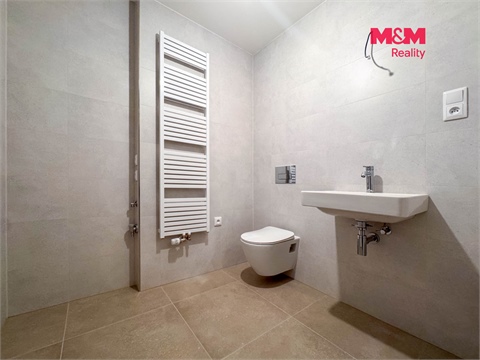 Pronájem bytu 1kk, 39 m² 6