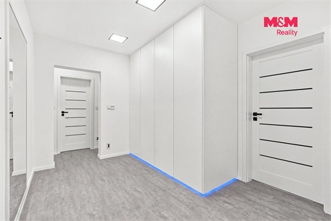 Prodej bytu 4+1, 96 m² 10