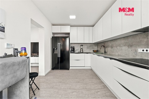 Prodej bytu 4+1, 96 m² - 8
