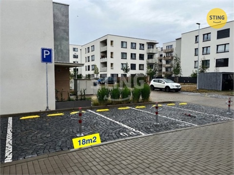Prodej parkovacího místa, 18 m² - 0