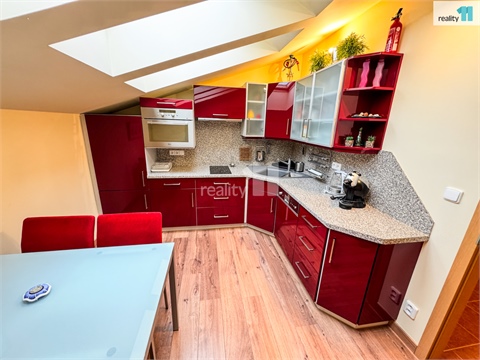 Prodej bytu 2+1, 61 m² - 0