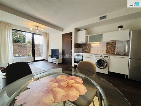 Pronájem bytu 2kk, 46 m²