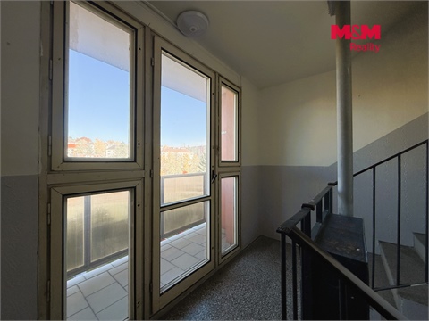 Pronájem bytu 1+1, 36 m² 12