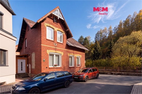 Prodej rodinného domu, 174 m²