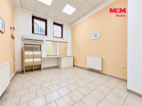 Pronájem obchodních prostor, 51 m² - 4
